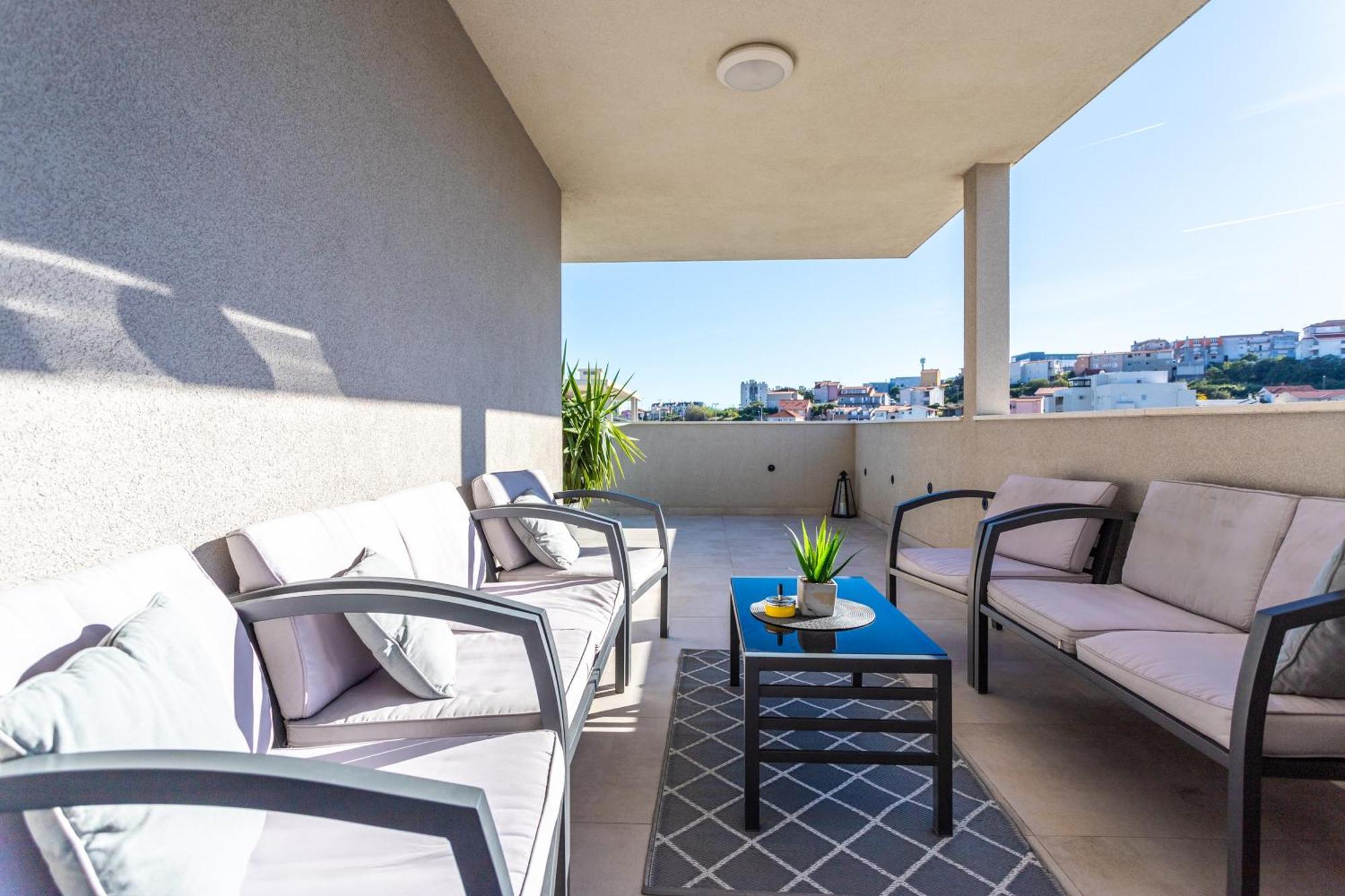 New Luxury 3-Bedroom Penthouse With Huge Terrace スプリト エクステリア 写真